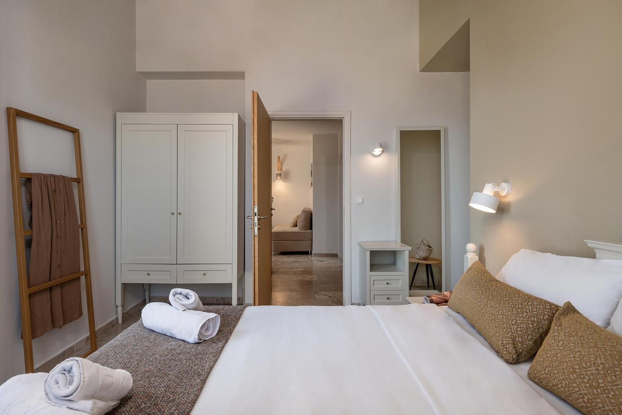 Caldera Village Agia Marina  Room photo